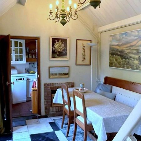 Rustic Retreat: Fireplace, Bbq, + Forest Access Бур Хамстед Екстериор снимка